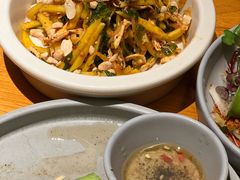 柠檬辣青芒手撕鸡-SHAN山(前滩太古里店)