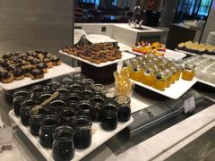 -飨食汇全日制餐厅·昆山皇冠假日酒店(九方店)