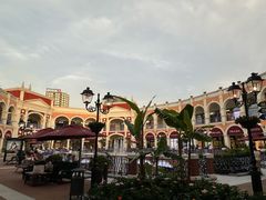 -佛罗伦萨小镇广佛名品奥特莱斯(疏港路店)