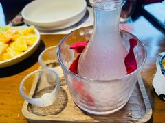 玫瑰与山泉米酒的浪漫-素描餐厅(灵隐天竺店)