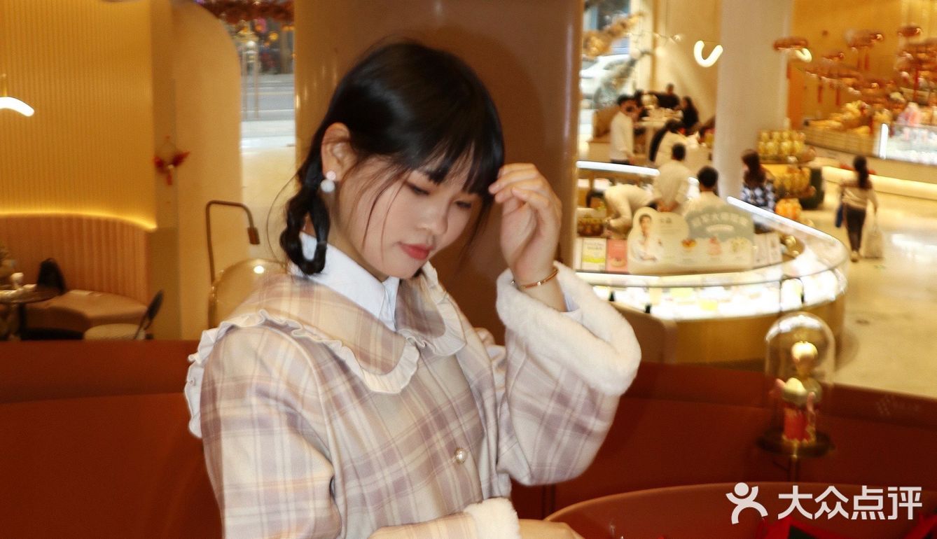 深圳昂司蛋糕🍰和 闺蜜👭一起探店吧