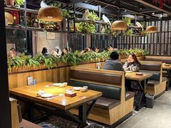 -小三峡食府(西五路店)