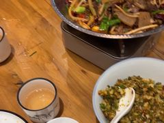 -帅巴人舅母子腊蹄民俗村
