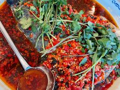 剁椒鱼头-旭龙鱼头王(航华店)