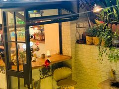 门面-十面欢腾·海鲜面·台式Bistro(长乐路店)