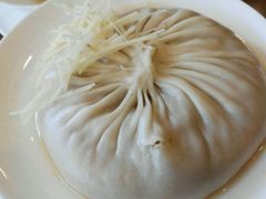 蟹黄汤包-鸿运酒楼