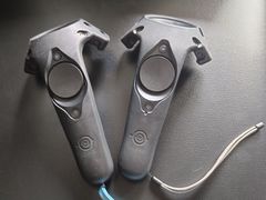 -VR 间客漫·PS电玩·虚拟现实包间游戏电竞(街道口店)