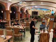 大堂-清真·玛丽亚新疆菜主题餐厅(浙江中路店)