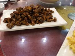 焦糖茄子牛肉粒-桃子餐厅·天津菜(红星路直营店)