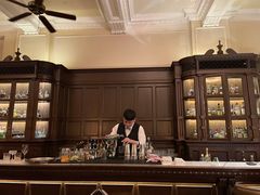 -LONG BAR 廊吧(外滩华尔道夫酒店)