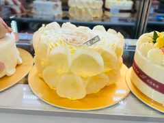 -花花卷卷·鲜食蛋糕(静安久光百货店)