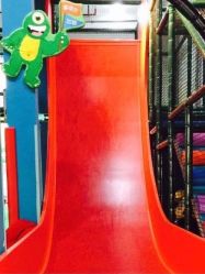 -动力星球家庭亲子游乐中心