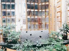 -猫的天空之城概念书店(杭州南宋御街店)