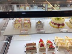 -卷心卷意·轻甜蛋糕(新光天地店)