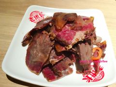 招牌酱牛肉-老班长手工灌汤包老店(东山店)