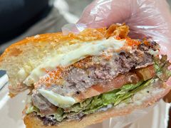 柠香蟹籽牛肉汉堡-JPG canteen(广州寺右公馆店)