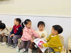 -好奇星国际托育(金地自在城校区)