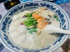 极品鱼头皇-山外山菜馆(玉泉路店)