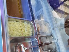 -黄利砖万峰林布依特色酸笋牛肉馆