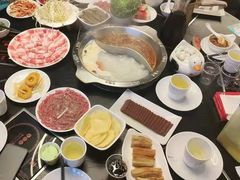 -重庆小天鹅火锅(中商广场店)