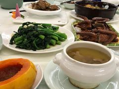 -五谷芳乳鸽王(海景店)