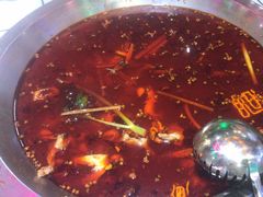-蛙一刀·麻椒鱼火锅(金仙桥店)