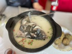 一鱼两锅-万佛湖许老大铁锅鱼(黑金冠店)