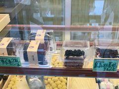面包甜点陈列柜-包满意面包糕点(东坝店)