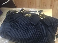 -爱革·奢品·鞋包·衣物·家居(宝地广场店)