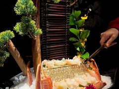 -蟹犇前•帝王蟹雪蟹(陆家嘴店)