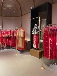 -藤薰定制中式嫁衣礼服旗袍店