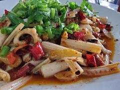 火爆脆肠-古市香跷脚牛肉·非遗传承单位