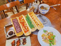 -胡须哥网红竹筒菜