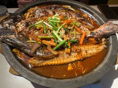 -鸣记脆皮烤鱼·海鲜烤鱼(三八广场店)