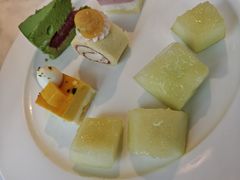 甜点蛋糕-金茂君悦·食在56海鲜自助餐厅ON56