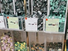 -VENCHI 闻绮(上海佛罗伦萨小镇店)