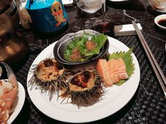 -半岛翡丽海鲜自助餐厅(观风亭店)