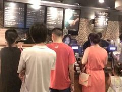 -星巴克臻选(宁波天一广场店)