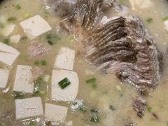 -土砂锅生态山庄·非遗砂锅雅鱼