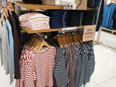 -优衣库(上海正大广场店)