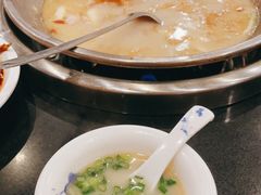 -老来福·非遗酸汤兔(凯旋路店)