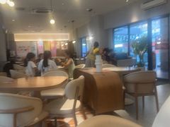 -必胜客(阿罗海店)
