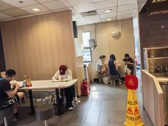 -麦当劳(湖光北街店)