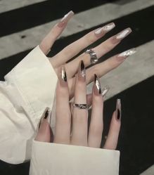 -IDO美甲美睫