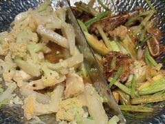 -小鱼小牛·鱼牛干锅·脆鱼火锅(世欧广场店)