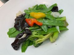 橄榄油炒田园时蔬-大树餐厅(环球港店)