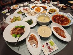 -凤凰园烤鸭店·唐山菜·传承花椒肉(老唐丰路店)