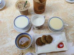 -周大娘牛乳(旧寨古村总店)