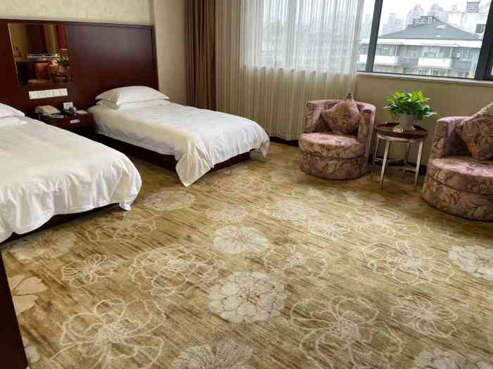 宝善宾馆-"挺不错的一家宾馆,交通便利,靠近地铁.装."-大众点评移动版