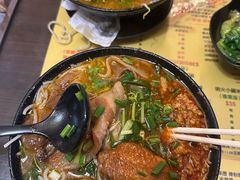 -星林居酸辣米线餐厅